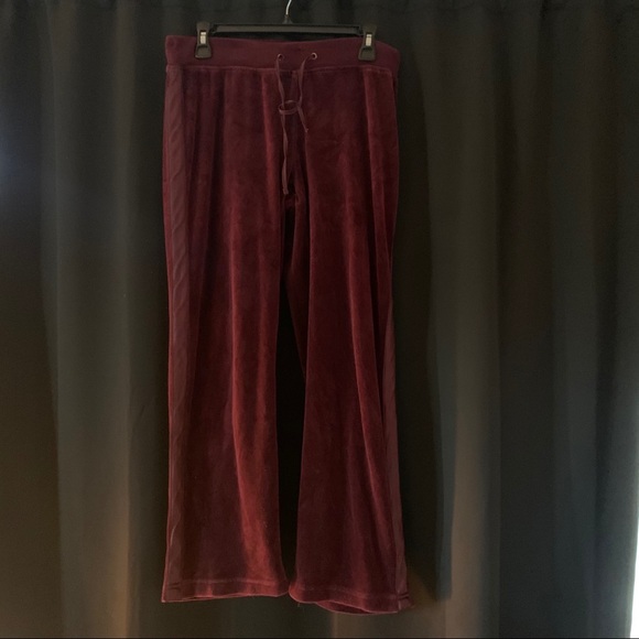 Pants - felt/velvet red